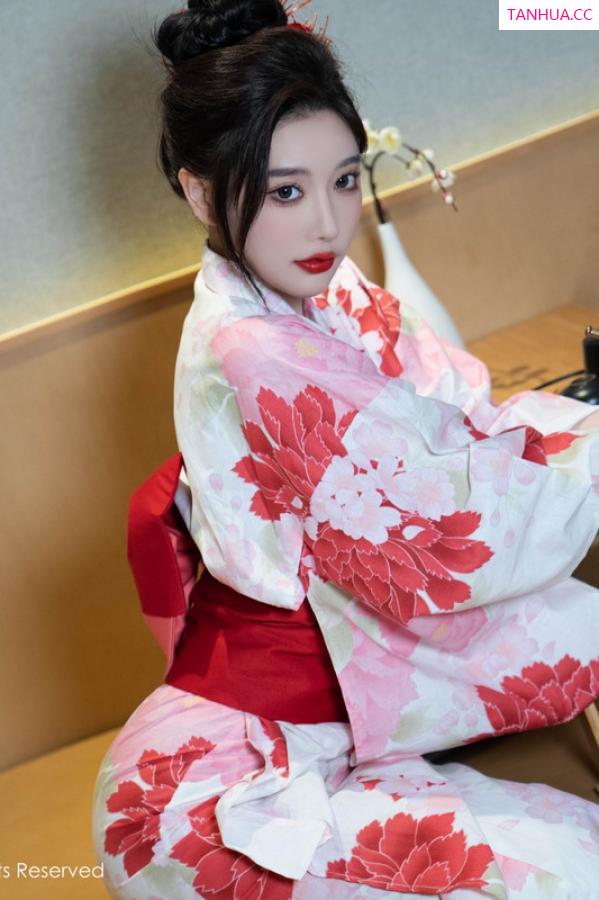 杨晨晨 sugar小甜心CC [XiuRen]高清写真图 2024.09.25 No.9208 杨晨晨Yome 美腿性感第16张图片